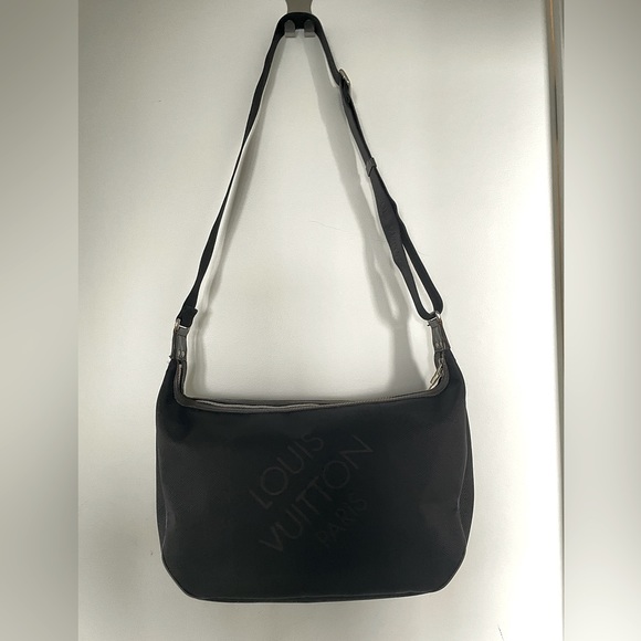 Vuitton Damier Geant Canvas Explorateur messenger bag - Picture 10 of 11